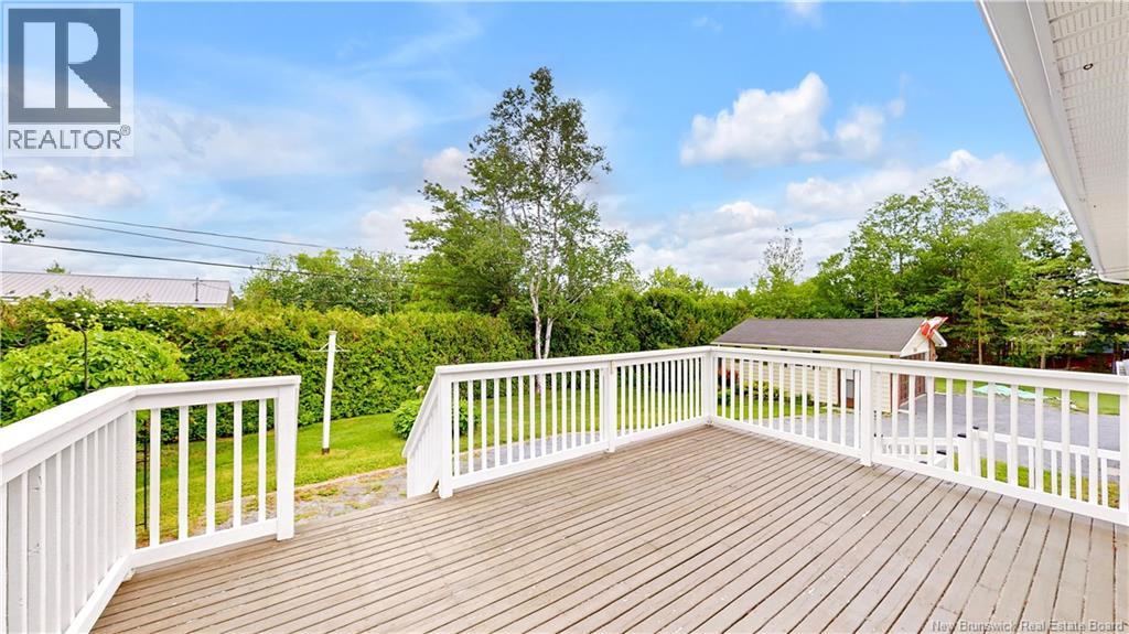 22 Henderson Road, Saint John, New Brunswick  E2M 7A6 - Photo 3 - NB142240