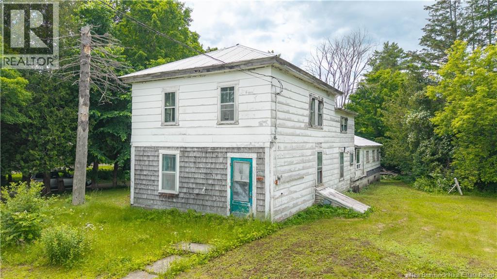 69 West Street, St. Stephen, New Brunswick  E3L 1P5 - Photo 2 - NB142920