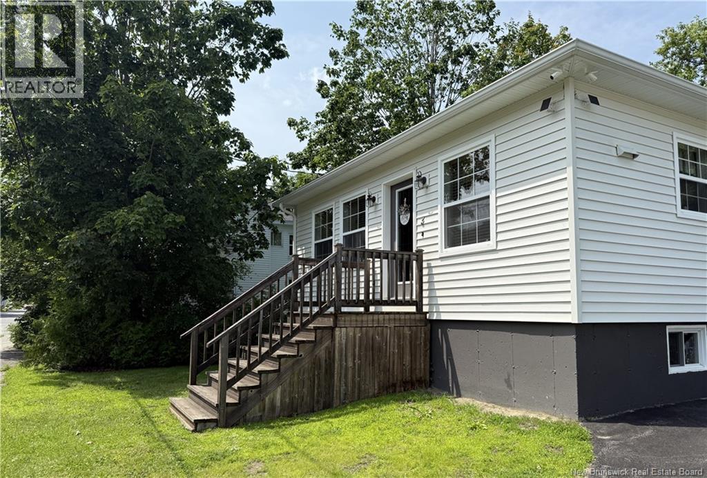 3 Victoria Street, St. Stephen, New Brunswick  E3L 2R2 - Photo 2 - NB143124