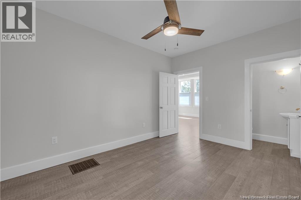 60-62 Queensway, St. Stephen, New Brunswick  E3L 1J5 - Photo 17 - NB142875