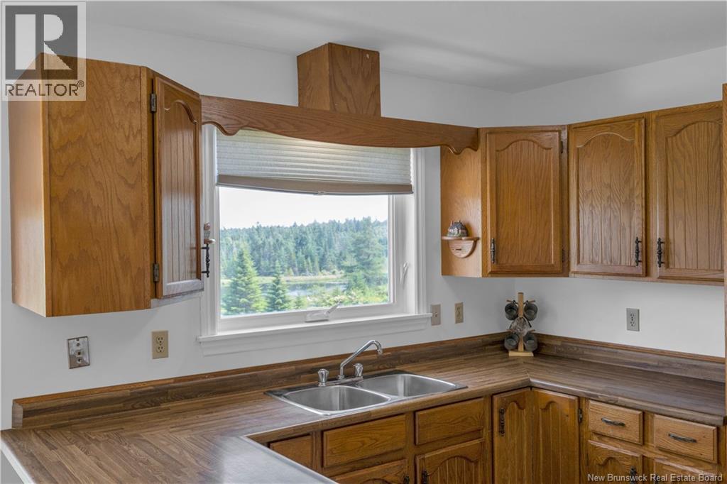 50 Sherwood Road, Prince Of Wales, New Brunswick  E5J 2K9 - Photo 5 - NB143118