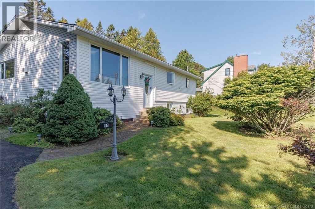 74 Quispamsis Road, Quispamsis, New Brunswick  E2E 1N7 - Photo 2 - NB143060