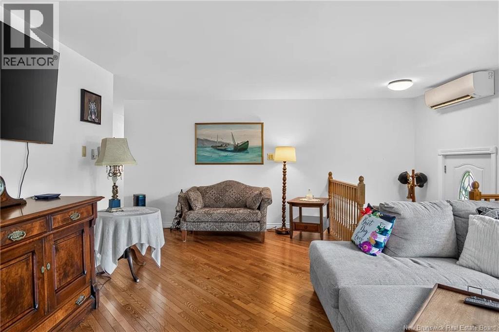 74 Quispamsis Road, Quispamsis, New Brunswick  E2E 1N7 - Photo 8 - NB143060
