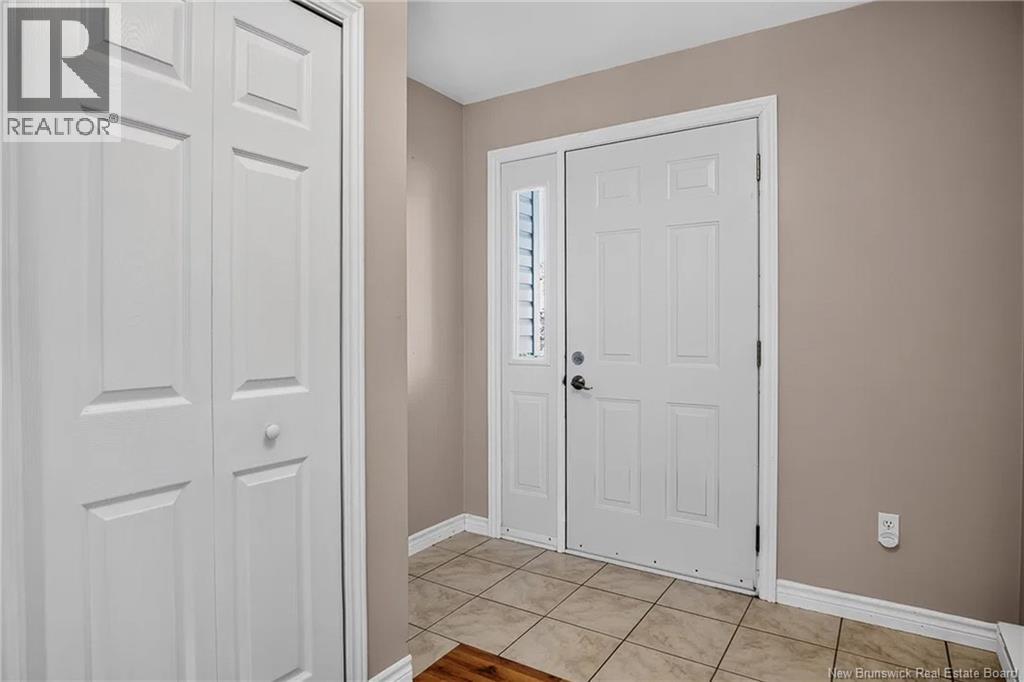 47 Glenwood Drive, Saint John, New Brunswick E2M 5P3 - Photo 6 - NB143053