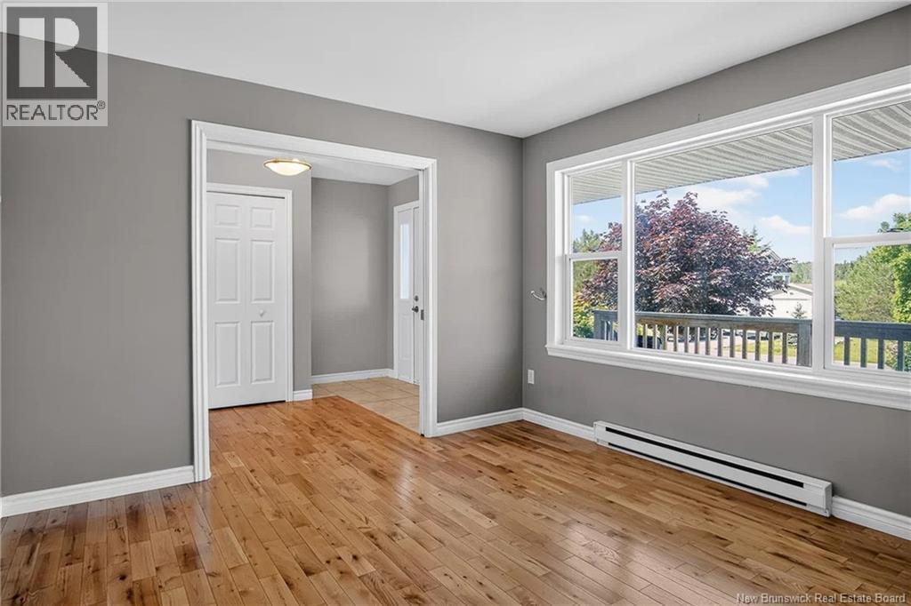 47 Glenwood Drive, Saint John, New Brunswick E2M 5P3 - Photo 8 - NB143053