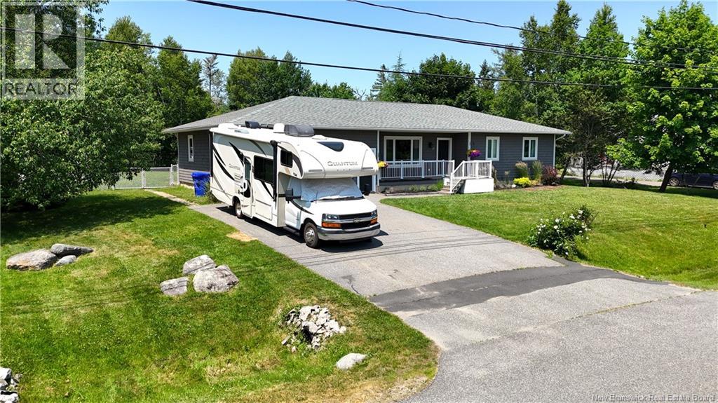 24 Demonts Avenue, Saint Andrews, New Brunswick  E5B 2K4 - Photo 3 - NB143033