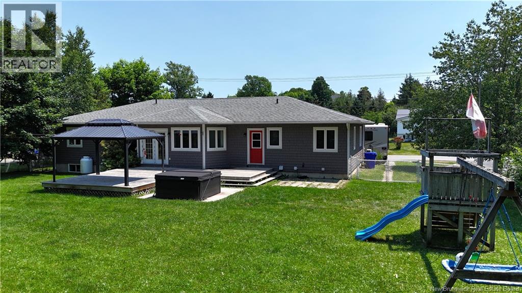 24 Demonts Avenue, Saint Andrews, New Brunswick  E5B 2K4 - Photo 5 - NB143033