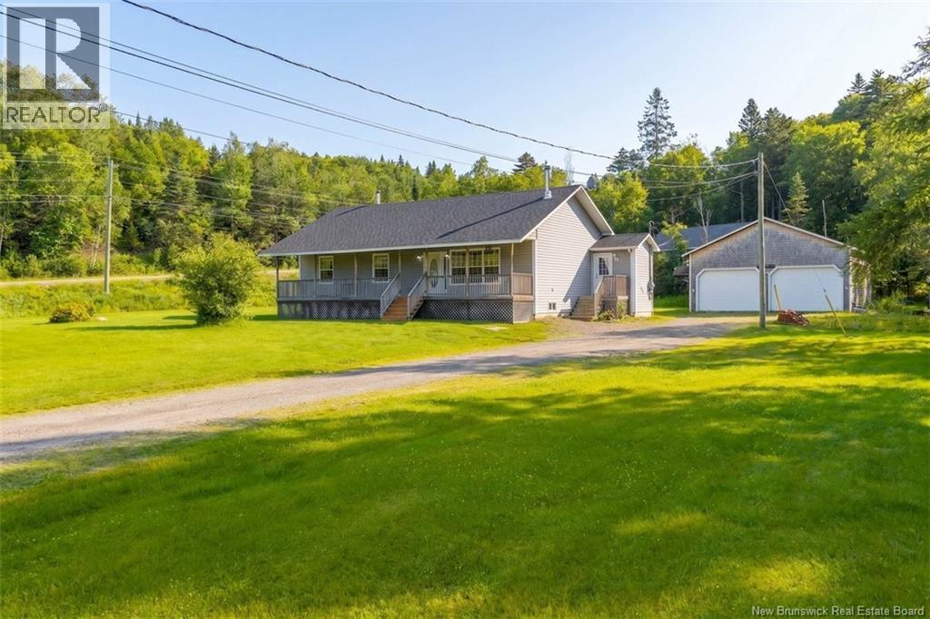 7 Ivey Court, Pennfield, New Brunswick  E5H 1X9 - Photo 2 - NB143272