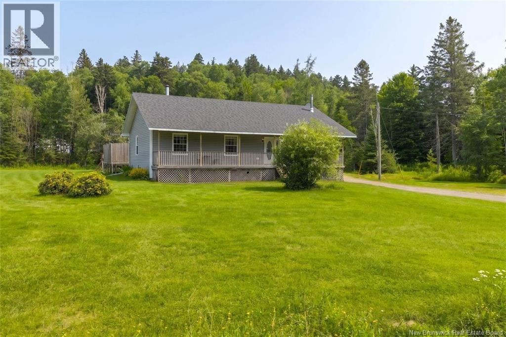 7 Ivey Court, Pennfield, New Brunswick  E5H 1X9 - Photo 3 - NB143272