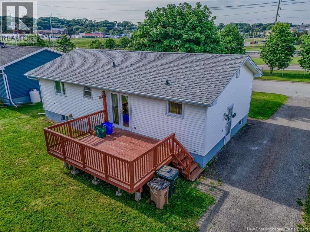 200 Simms Court, Saint John, New Brunswick  E2M 5K5 - Photo 3 - NB143635
