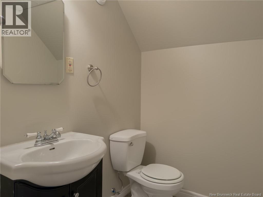 200 Simms Court, Saint John, New Brunswick  E2M 5K5 - Photo 30 - NB143635