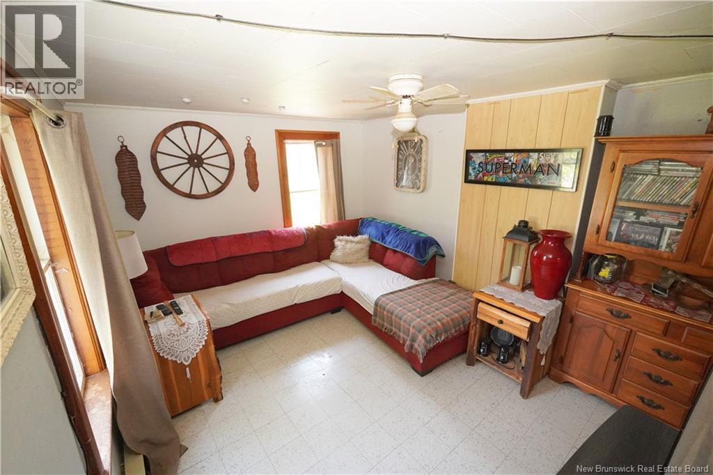 27 King Street, Grand Manan, New Brunswick  E5G 2J9 - Photo 10 - NB143655