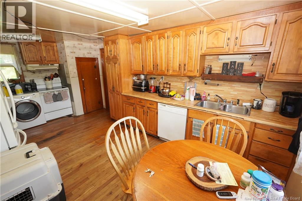 27 King Street, Grand Manan, New Brunswick  E5G 2J9 - Photo 4 - NB143655
