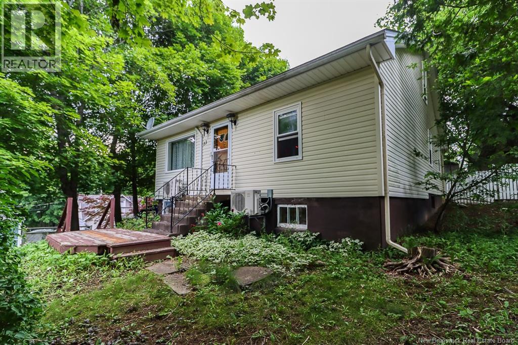 13 Clark Road, Rothesay, New Brunswick  E2E 2H2 - Photo 2 - NB143750