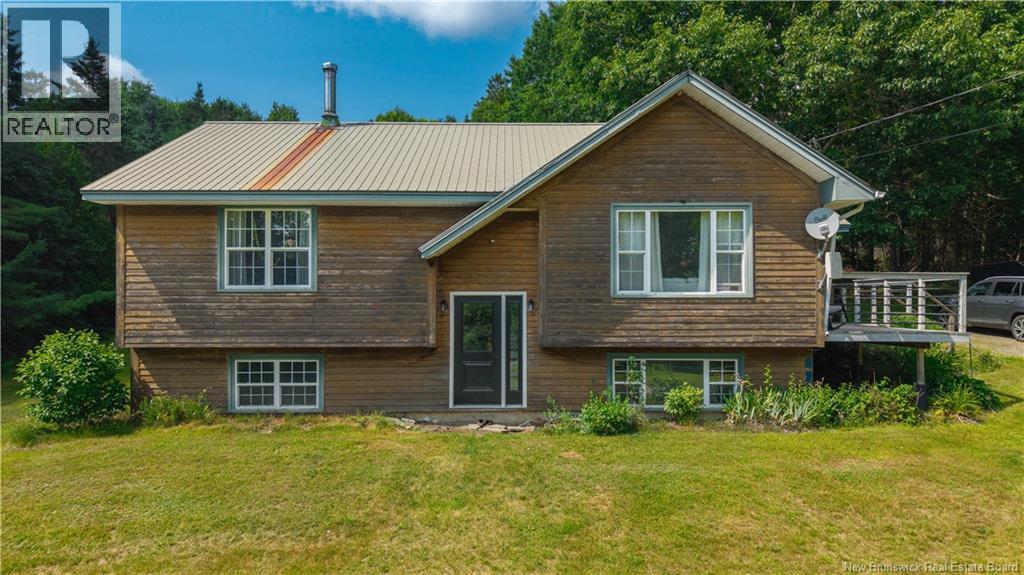 31 Hills Road, Oak Bay, New Brunswick