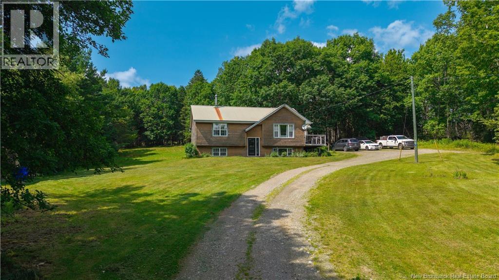 31 Hills Road, Oak Bay, New Brunswick  E3L 4K6 - Photo 4 - NB143827