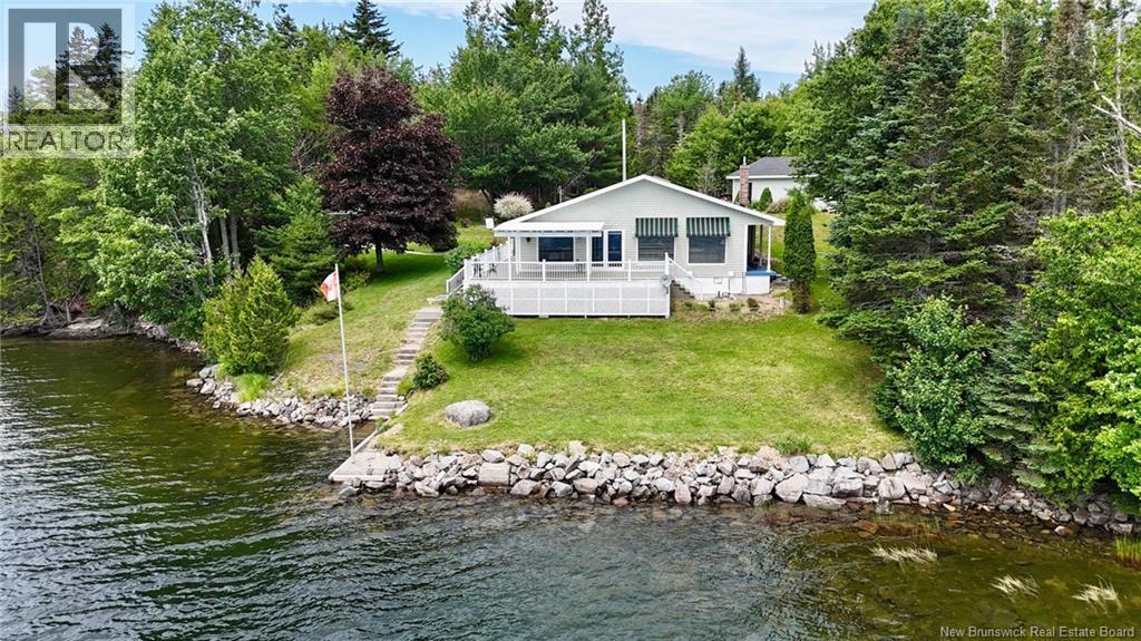 106 Lakeside Dr, Bayside, New Brunswick E5B 2X9 - Photo 2 - NB143772