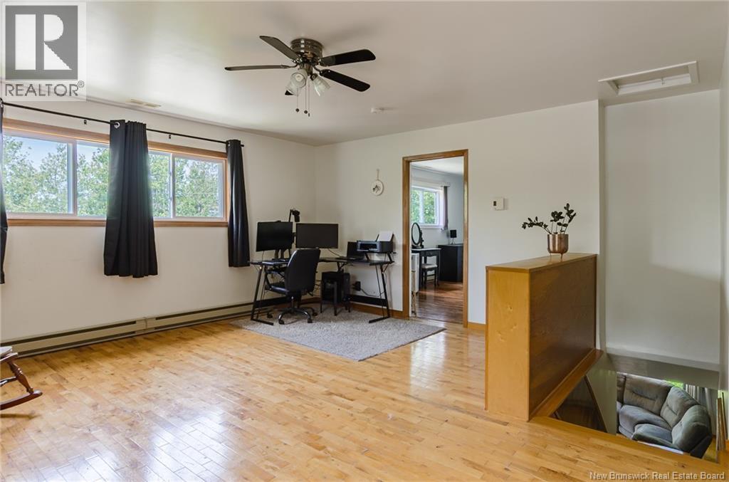 38 Highview Roadway, Saint John, New Brunswick E2M 6P9 - Photo 18 - NB143433