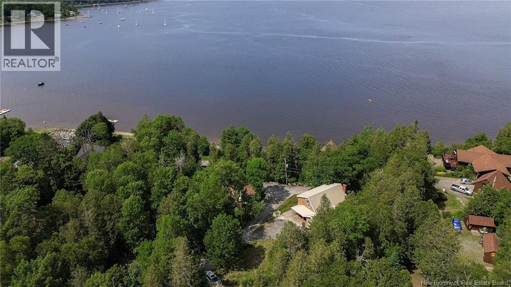 38 Highview Roadway, Saint John, New Brunswick E2M 6P9 - Photo 6 - NB143433
