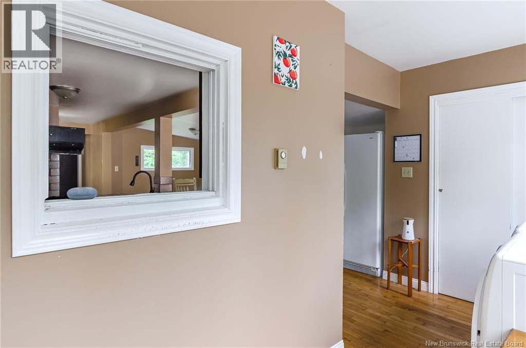 38 Highview Roadway, Saint John, New Brunswick E2M 6P9 - Photo 8 - NB143433