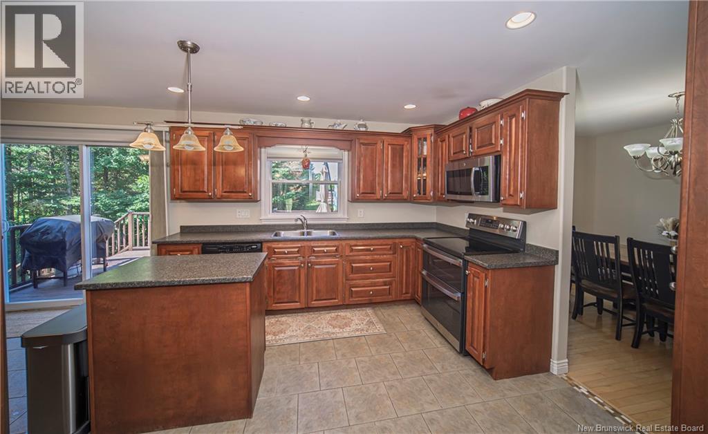 11 Granite Drive, Quispamsis, New Brunswick E2E 0E5 - Photo 17 - NB143952