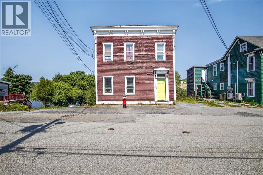 135 Riverview Drive, Saint John, New Brunswick  E2M 1M5 - Photo 2 - NB143904