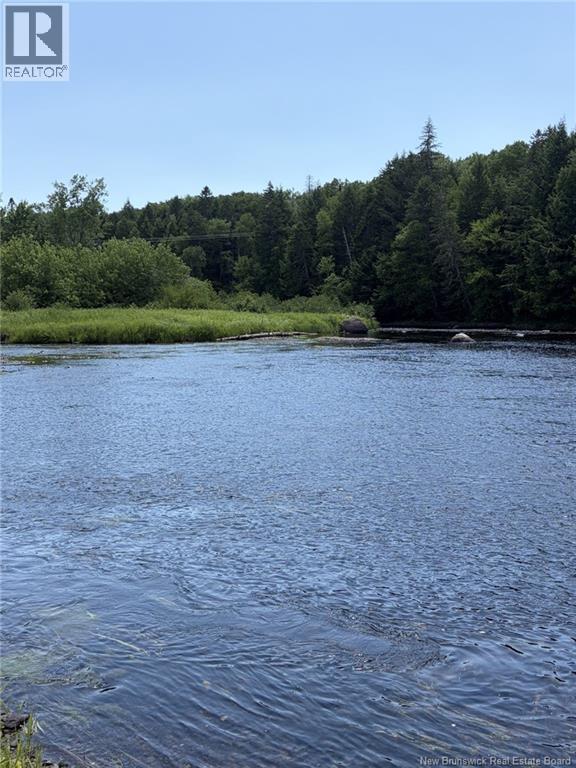 000 Magaguadavic River Road, Piskahegan, New Brunswick  E5C 0A8 - Photo 2 - NB144103