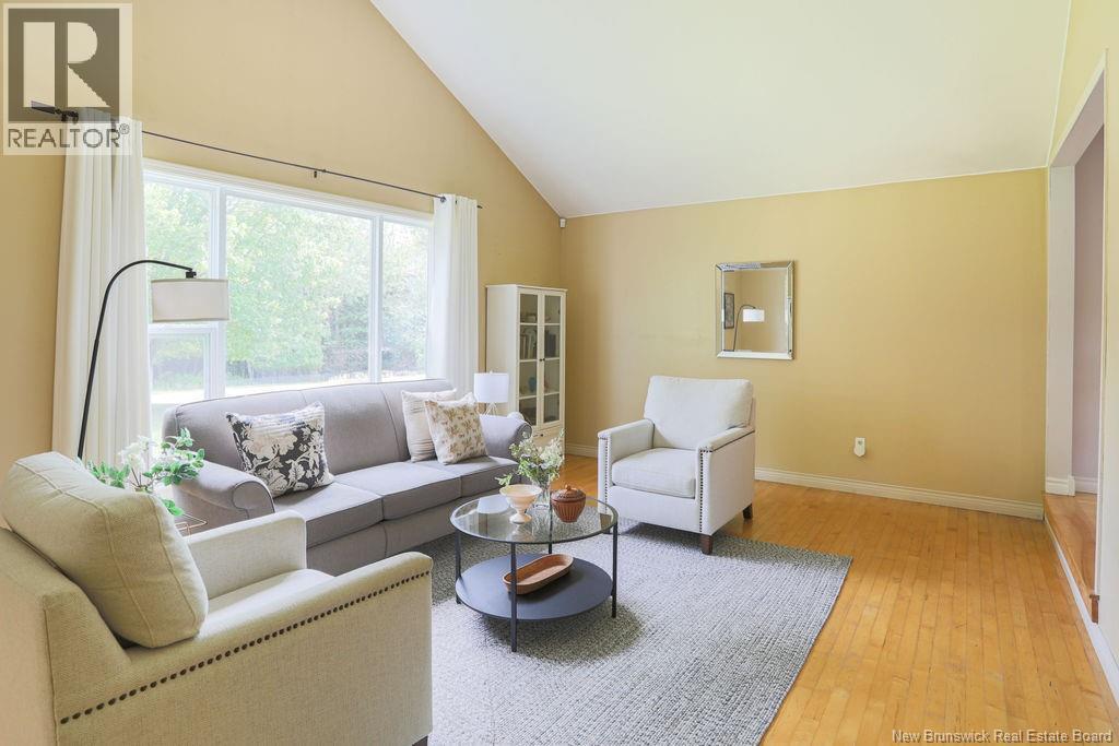 34 Maliseet Drive, Rothesay, New Brunswick  E2E 2G5 - Photo 3 - NB143722