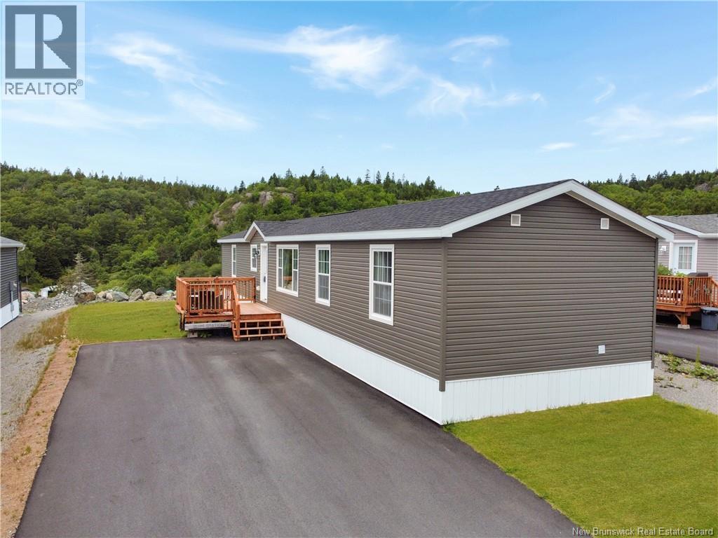 41 Rex Hurley Boulevard, Saint John, New Brunswick  E2H 0B6 - Photo 2 - NB144065