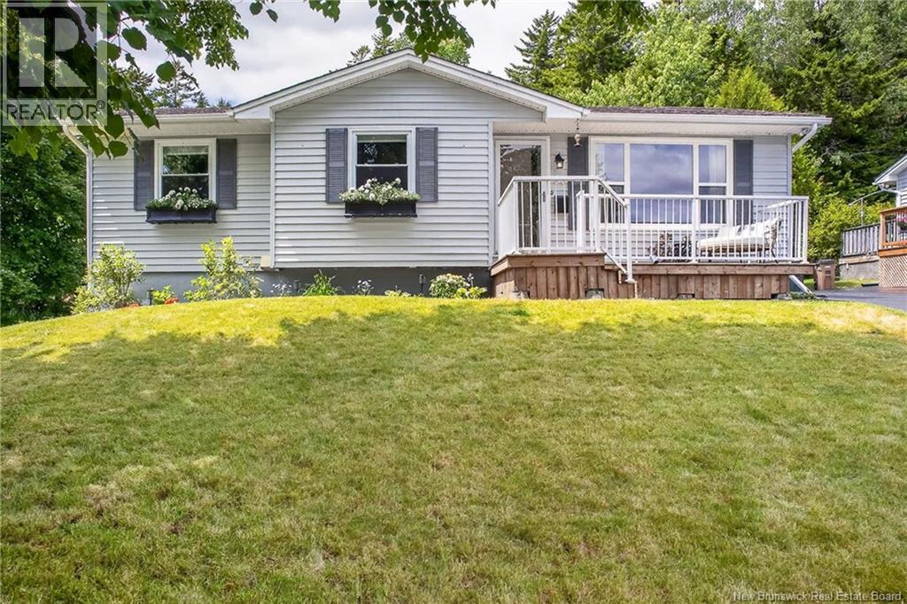 61 Mountfield Crescent, Saint John, New Brunswick E2M 5R4 - Photo 4 - NB144519