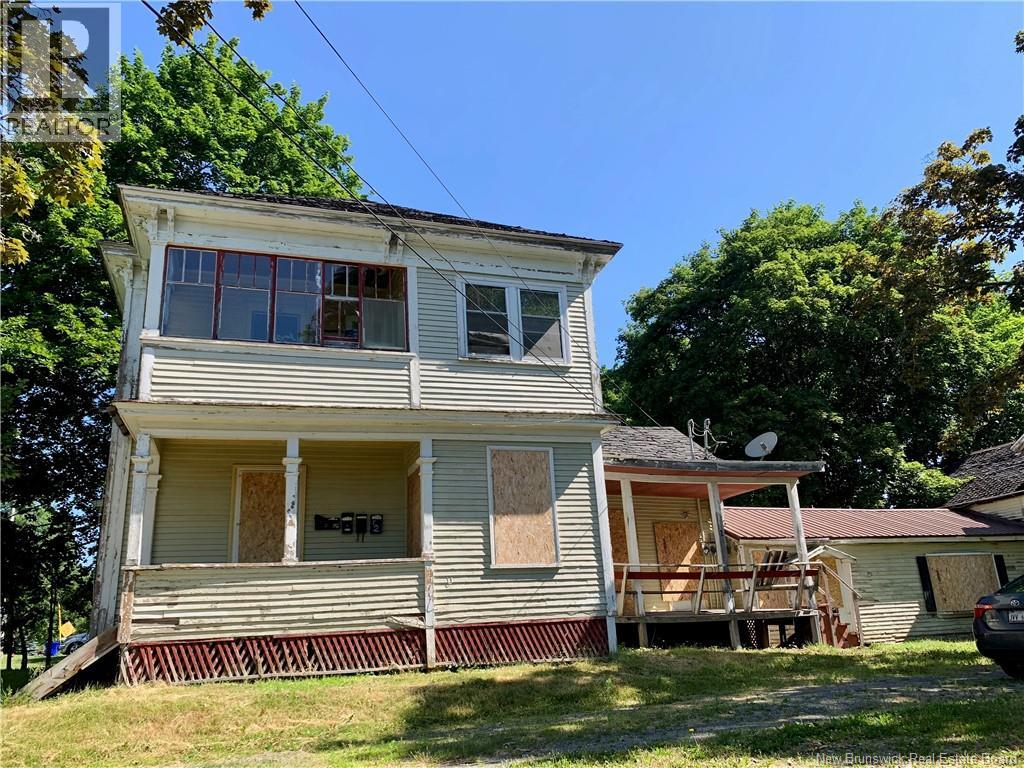 47 Elm Street, St. Stephen, New Brunswick E3L 2L1 - Photo 2 - NB144471