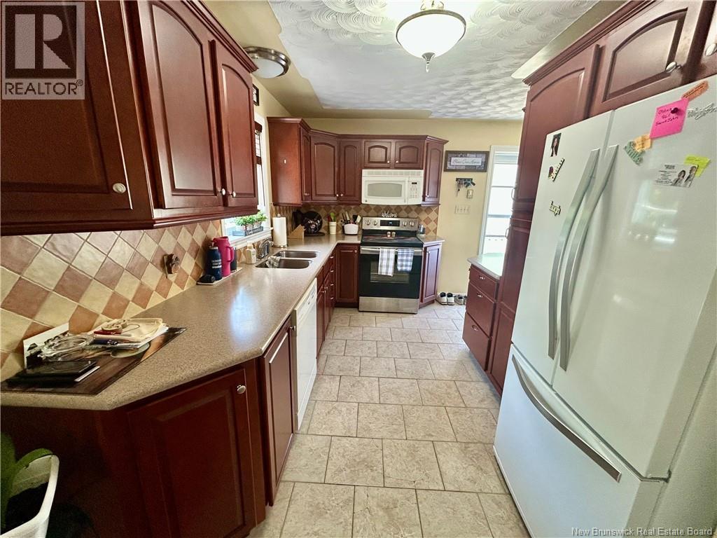 20 Crestwood Drive, Grand Bay-Westfield, New Brunswick  E5K 2T2 - Photo 13 - NB144949
