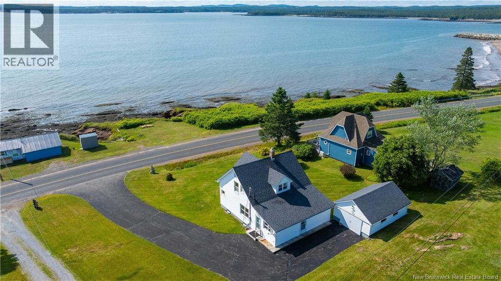 243 Maces Bay Road, Maces Bay, New Brunswick E5J 1S8 - Photo 2 - NB144814