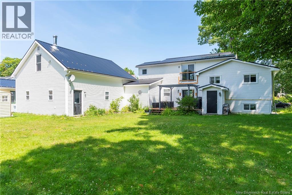 16 Elm Street, St. Stephen, New Brunswick  E3L 2S3 - Photo 33 - NB144935