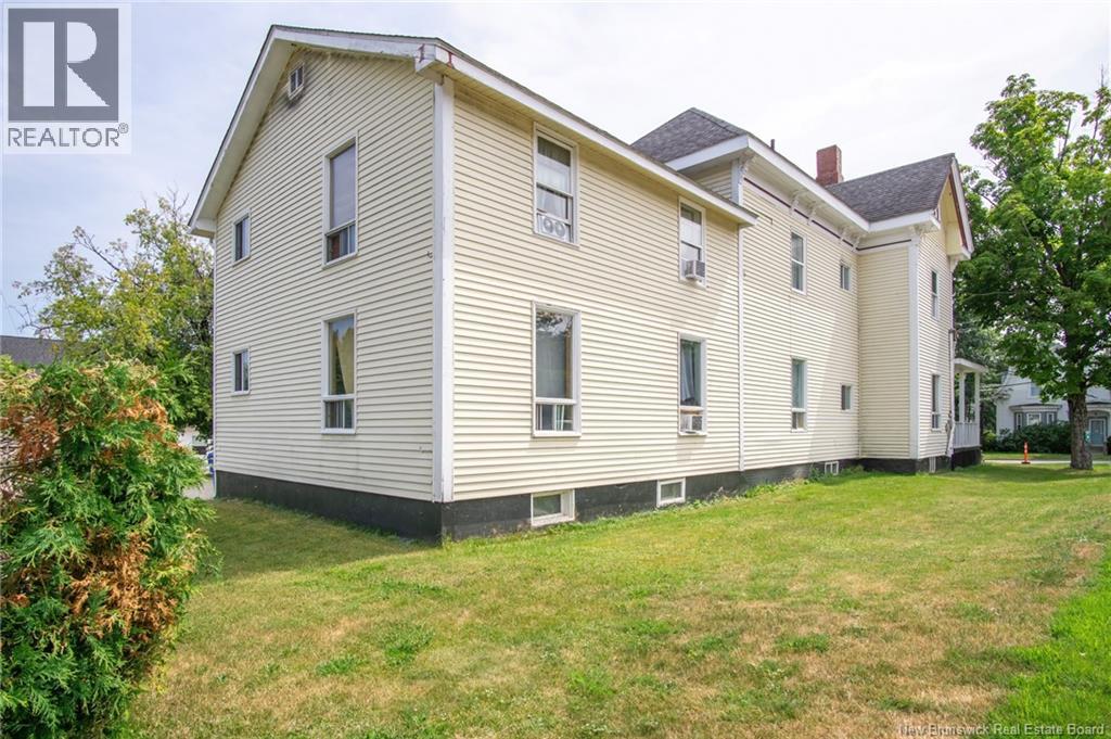 55 Union Street, St. Stephen, New Brunswick E3L 1T7 - Photo 3 - NB145121