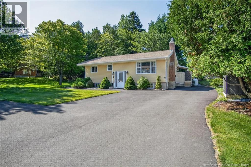 8 Parkdale Avenue, Rothesay, New Brunswick
