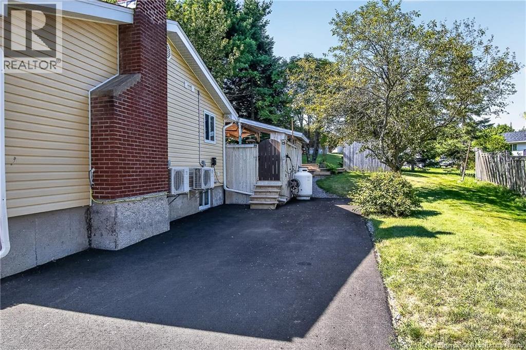 8 Parkdale Avenue, Rothesay, New Brunswick E2E 4W2 - Photo 47 - NB145203