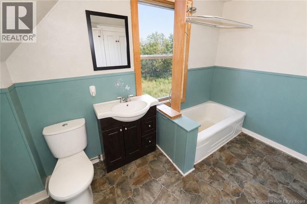 1137 Route 776, Grand Manan, New Brunswick E5G 4E9 - Photo 23 - NB145201