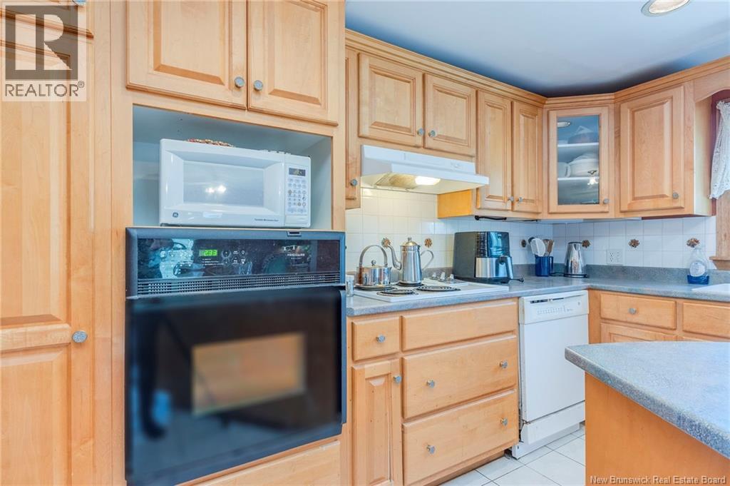 370 Greenhead, Saint John, New Brunswick  E2M 4W5 - Photo 10 - NB145436