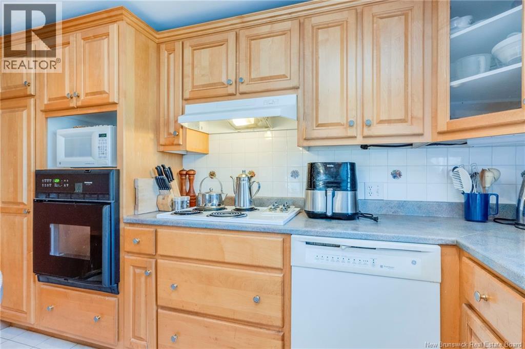 370 Greenhead, Saint John, New Brunswick  E2M 4W5 - Photo 12 - NB145436
