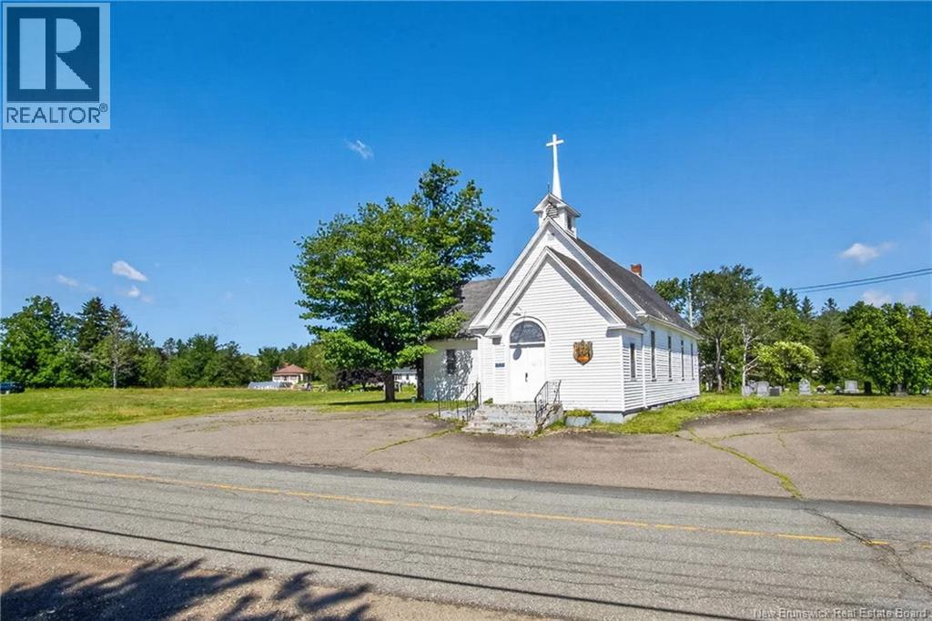 7538 Route 102, Browns Flat, New Brunswick E2M 5N8 - Photo 2 - NB145477
