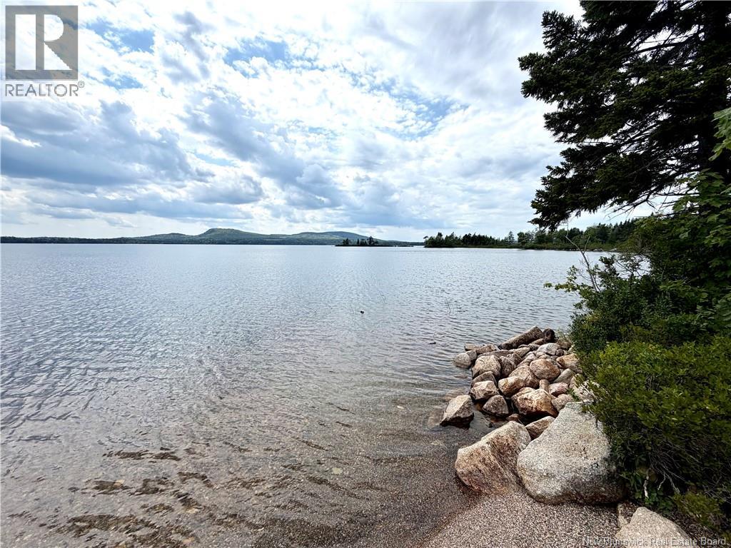 Lake Road, South Oromocto Lake, New Brunswick  E5L 2R2 - Photo 29 - NB145739