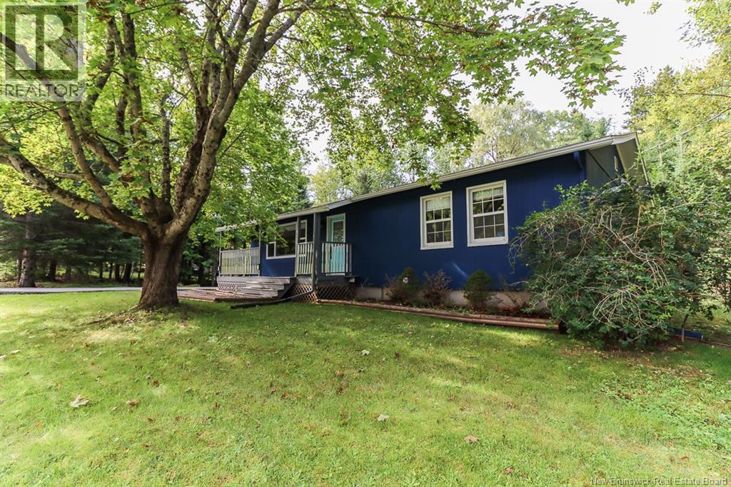 3 Parkwood Drive, Quispamsis, New Brunswick E2E 1P4 - Photo 3 - NB145720