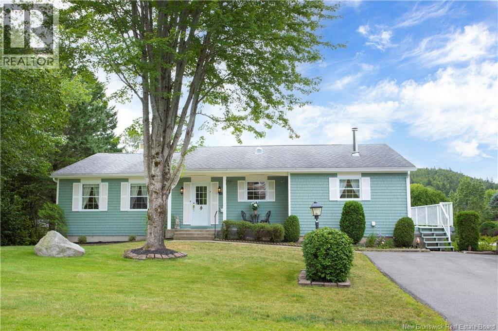 18 Garrison Drive, Rothesay, New Brunswick
