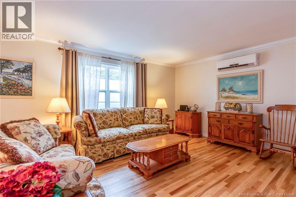 360 Gondola Point, Rothesay, New Brunswick  E2E 1X5 - Photo 2 - NB146641