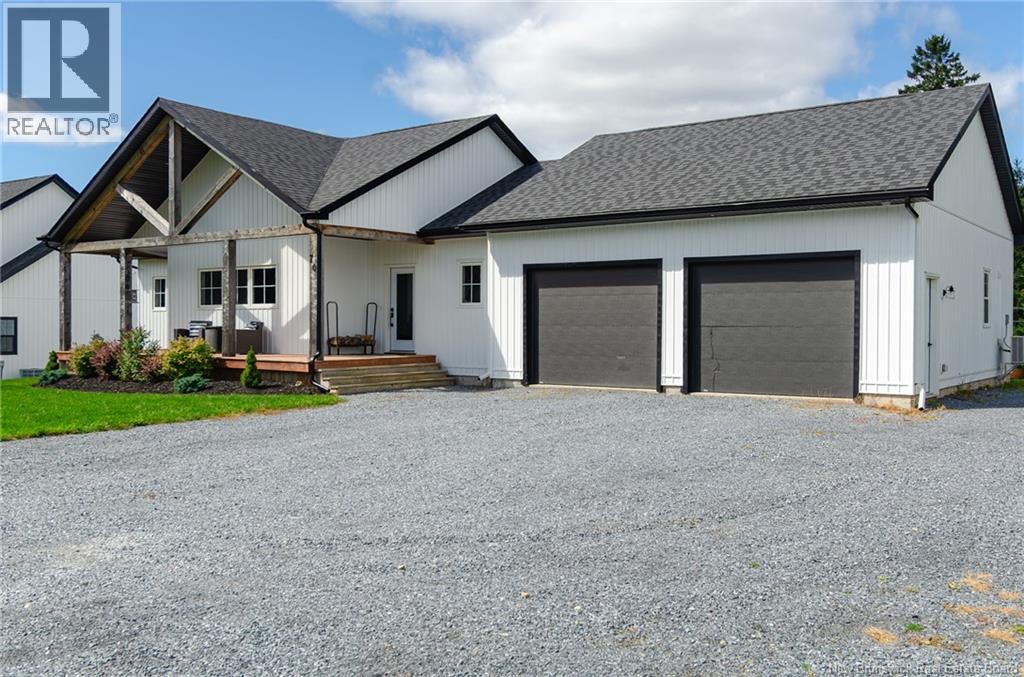 70 Longwood Drive, Rothesay, New Brunswick E2E 0C2 - Photo 2 - NB148026