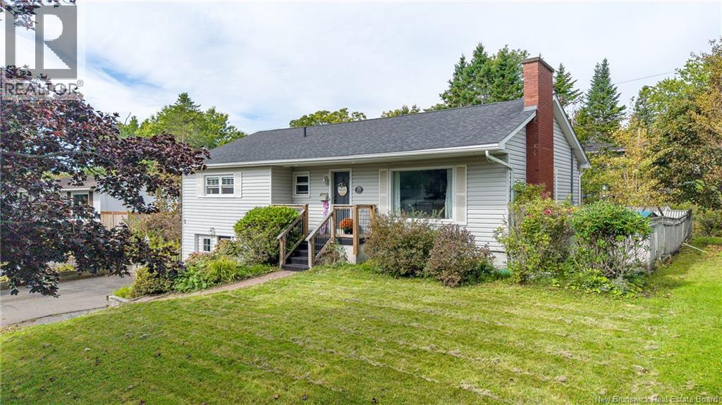127 Greendale Crescent, Saint John, New Brunswick E2M 4L5 - Photo 3 - NB148177