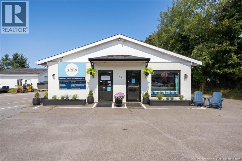 123 Hampton Road, Rothesay, New Brunswick