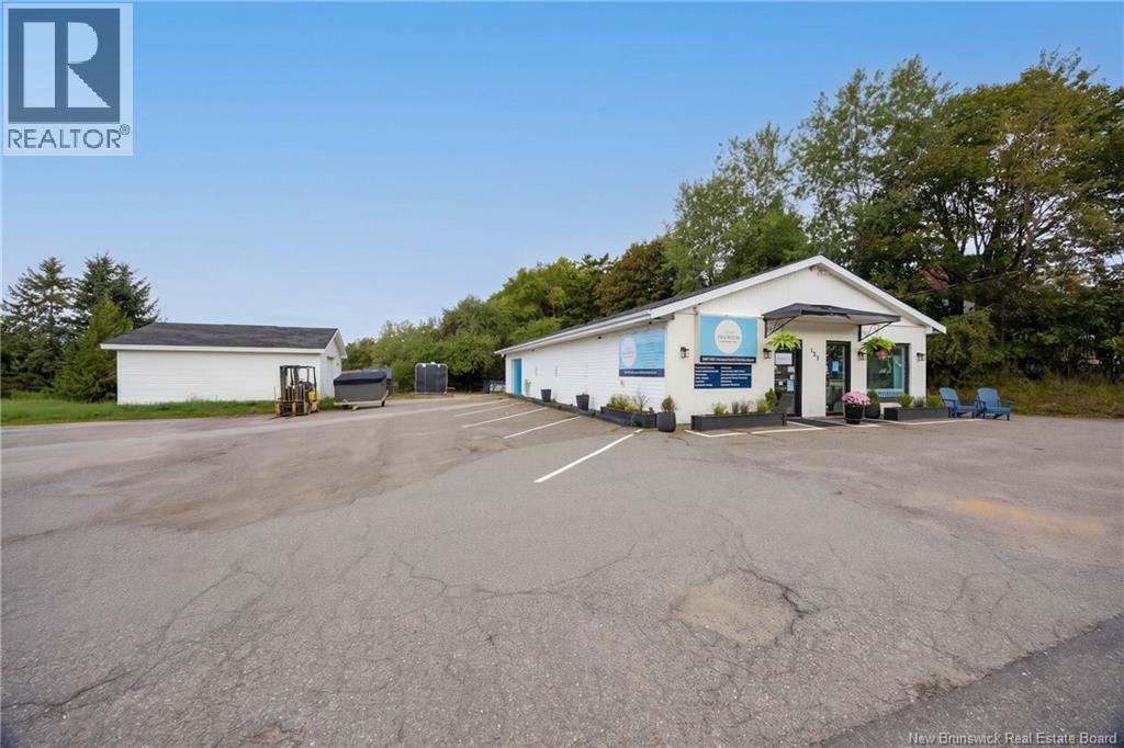 123 Hampton Road, Rothesay, New Brunswick E2E 2P8 - Photo 3 - NB148156