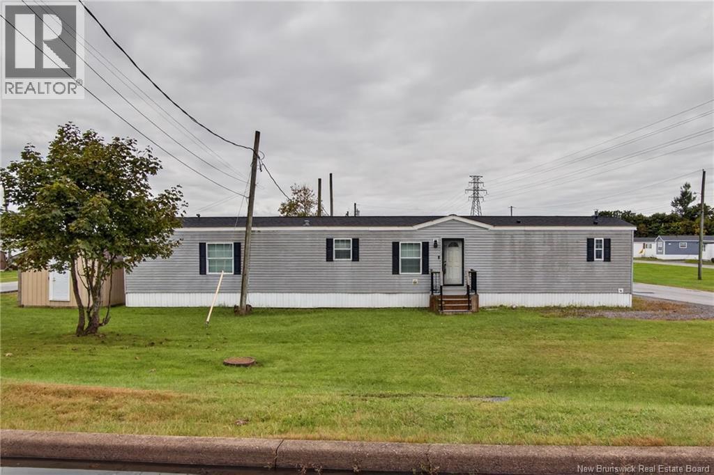 3 Daisy Street, Saint John, New Brunswick  E2M 5M9 - Photo 2 - NB148272